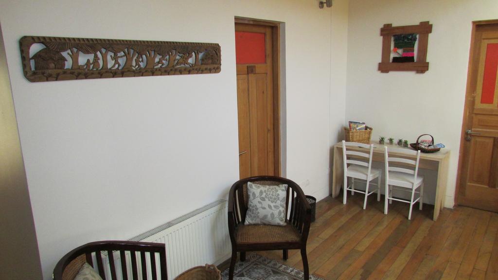 Hostal Caracol سانتياغو المظهر الخارجي الصورة