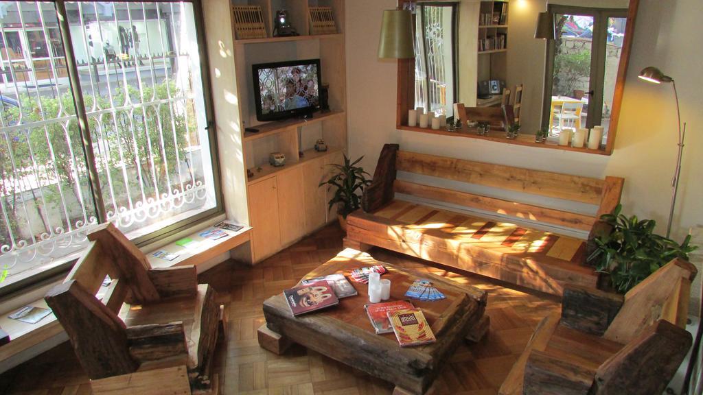 Hostal Caracol سانتياغو المظهر الخارجي الصورة