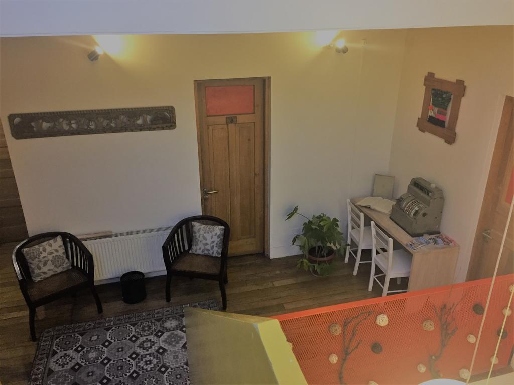 Hostal Caracol سانتياغو المظهر الخارجي الصورة